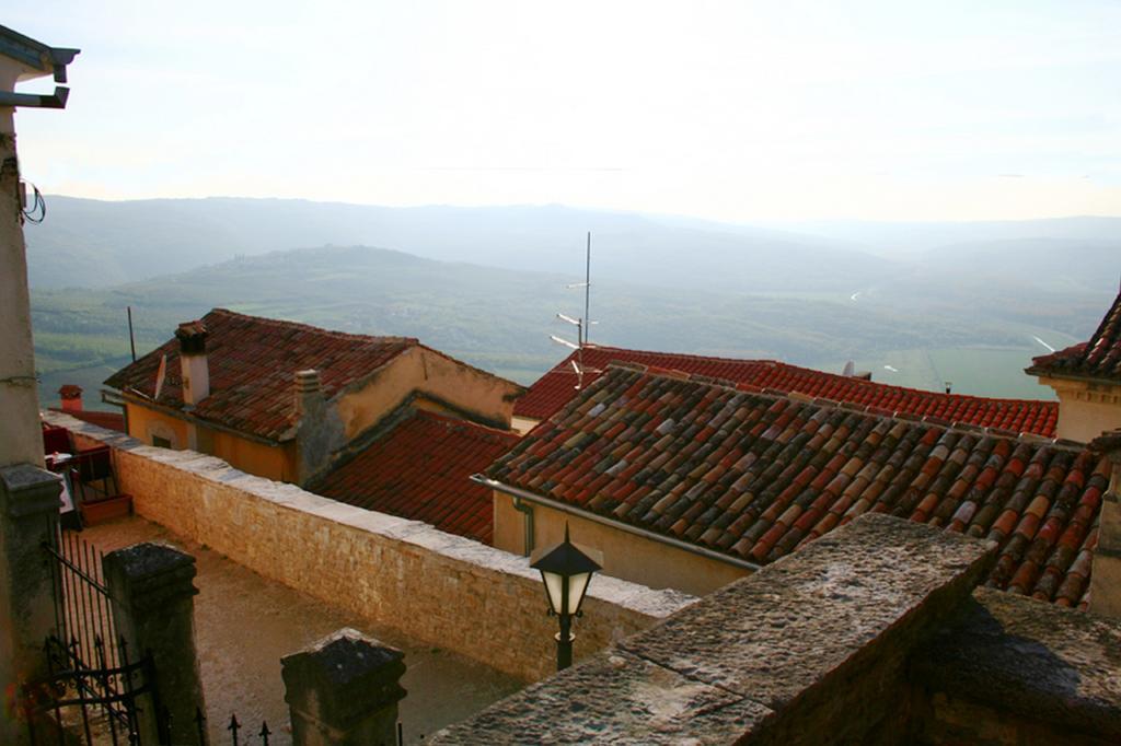 Apartment Kastel Motovun Quarto foto